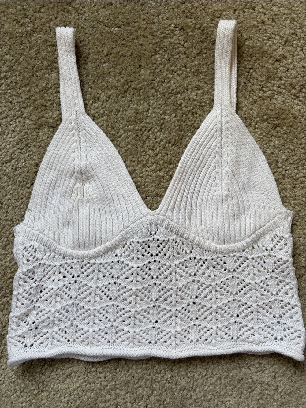 Hunter & Brown White Knit Crochet V Neck Crop Tank Top